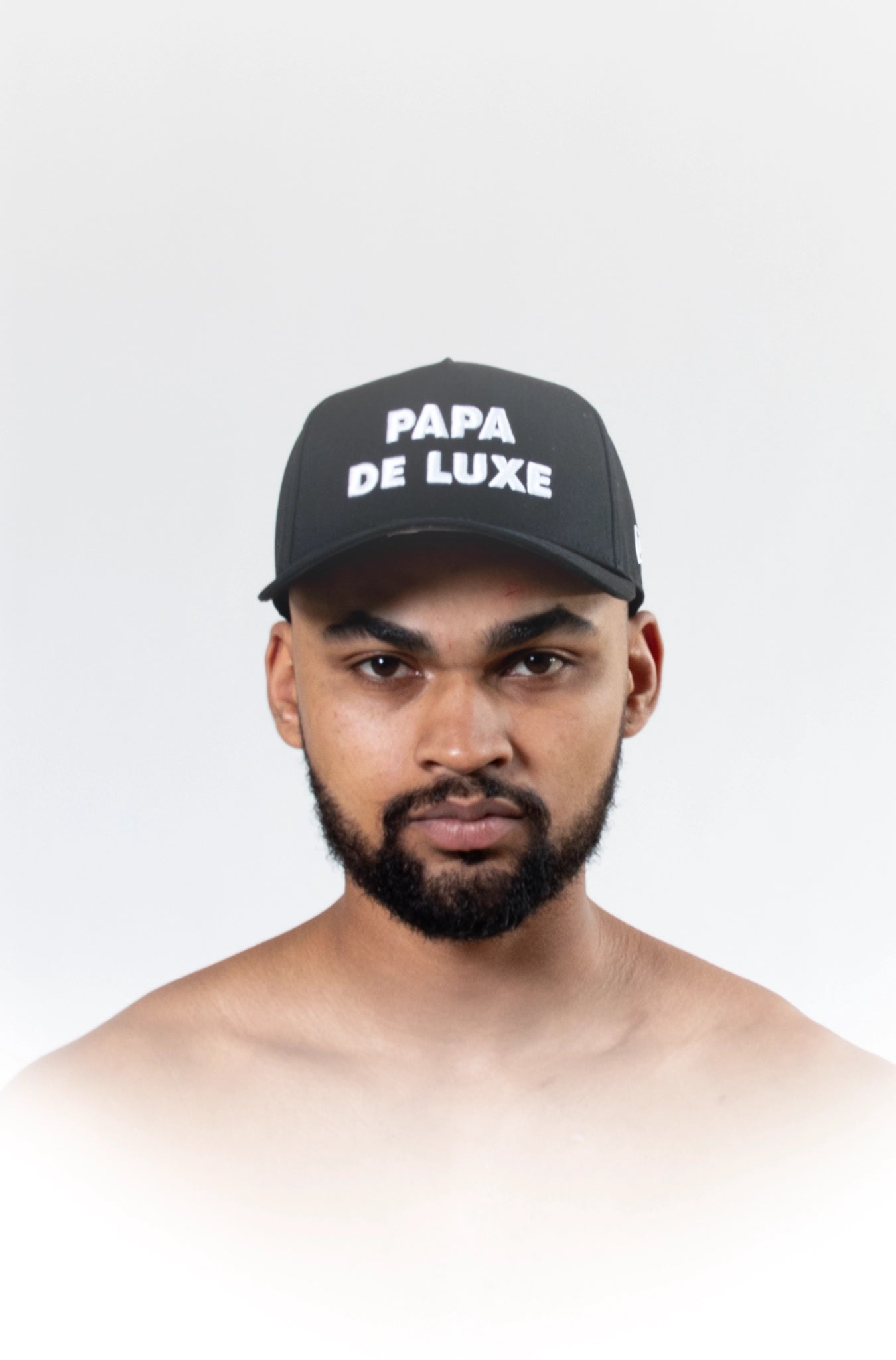 Papa De Luxe Embroidered Cap - Black